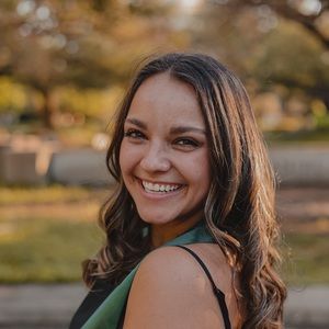 Meet your Posher, Talia